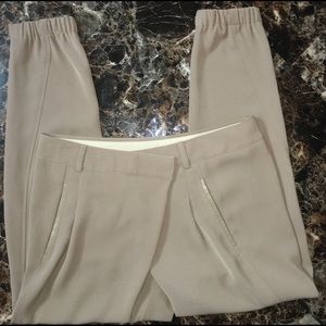 Vince Beige Women’s Pants Size 6
